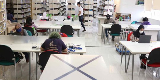 Perpustakaan Nasional Terapkan Protokol Kesehatan di Hari Pertama Dibuka