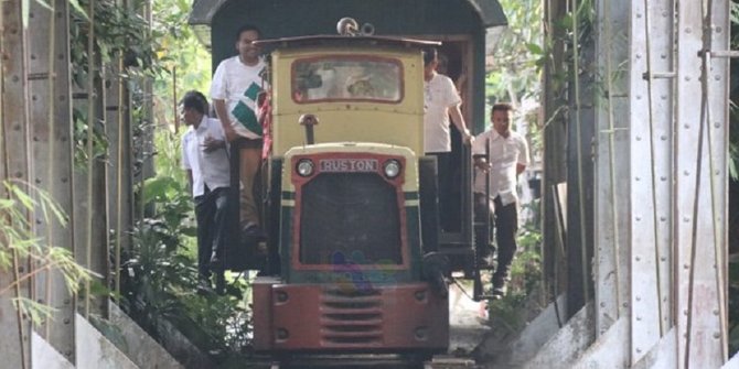 Menjelajahi Hutan Blora dengan Kereta Api, Lintasi Rel Tua Sejauh Puluhan Kilometer