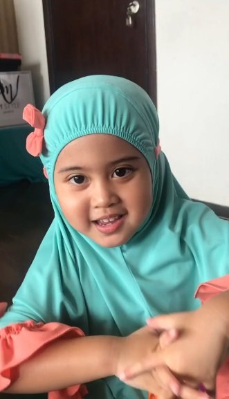 vania putri venna melinda