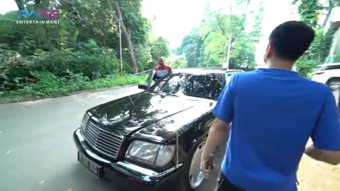 raffi ahmd mau beli mobil baru