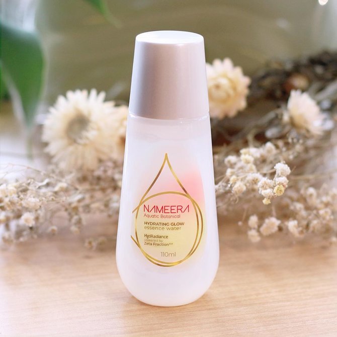 nameera hydrating glow essence water