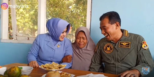 Marsekal TNI Yuyu Sutisna Datang Makan Tempe, Penjaga Kantin Bu Yu'Pri Sampai Nangis