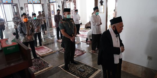 Lama Tak Ke Istana Wapres, Ma'ruf Amin Khutbah dan Pimpin Salat Jumat