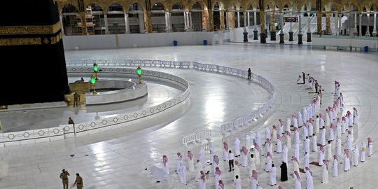 Arab Saudi Mulai Bolehkan Salat Jumat Berjemaah Kecuali di Makkah dan Madinah