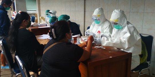 186 Pedagang Pasar Kumbasari Rapid Test, 7 Reaktif