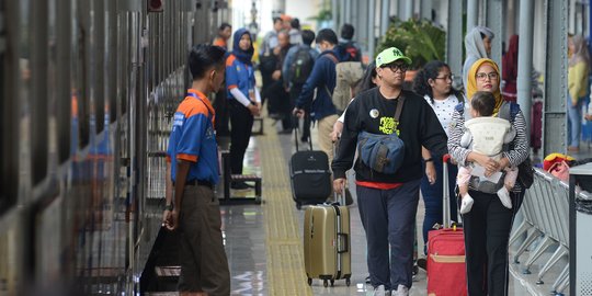 Mulai Hari Ini, Stasiun Pasar Senen Berangkatkan 3 Kereta Api Jarak Jauh