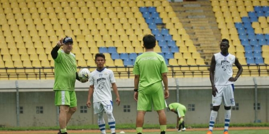 Berlatih di Tengah Pandemi Virus Corona, Persib Tetap On Fire