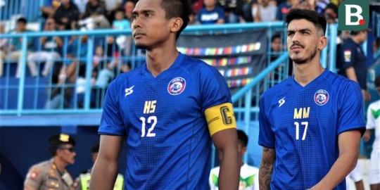 4 Pemain Arema Paling yang Rajin Menyapa Penggemar di Media Sosial