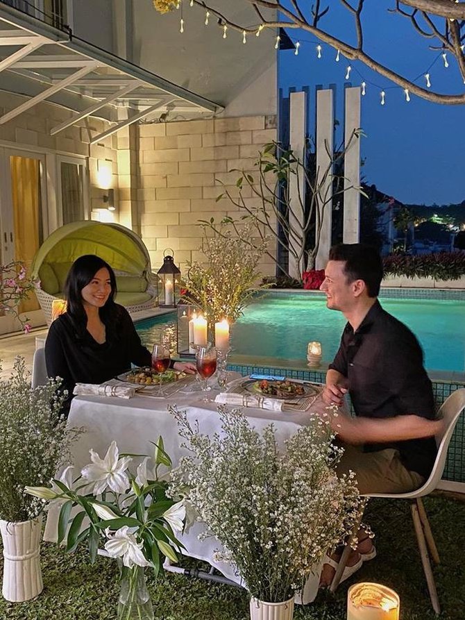 dinner romantis ala titi kamal amp christian sugiono