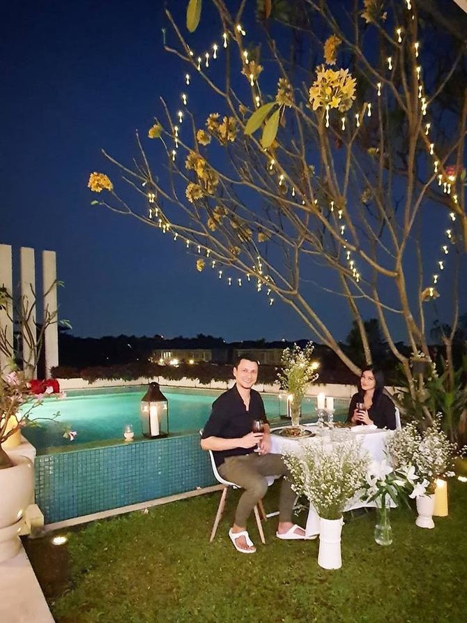 dinner romantis ala titi kamal amp christian sugiono