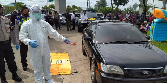 Mobil Terparkir Dekat RS Bari Palembang, Ternyata Berisi Mayat Laki-laki