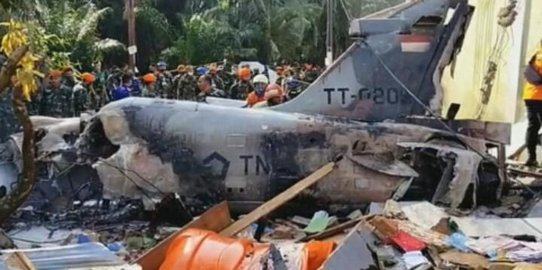 Kronologi Pesawat Hawk TNI AU Jatuh Timpa Rumah Warga di Kampar Riau