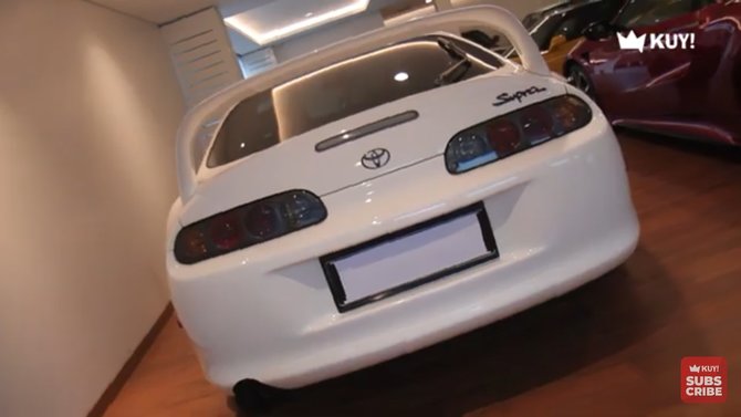 mobil toyota supra