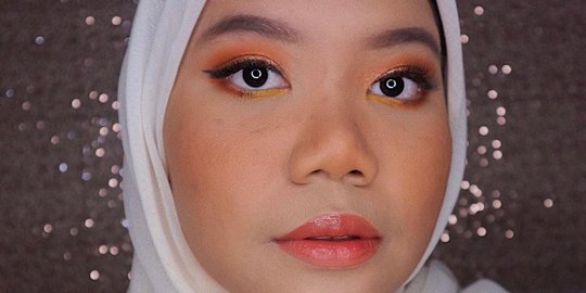 Kisahnya Atasi Jerawat Viral, Ini Potret Terkini Azhari yang Jago Makeup