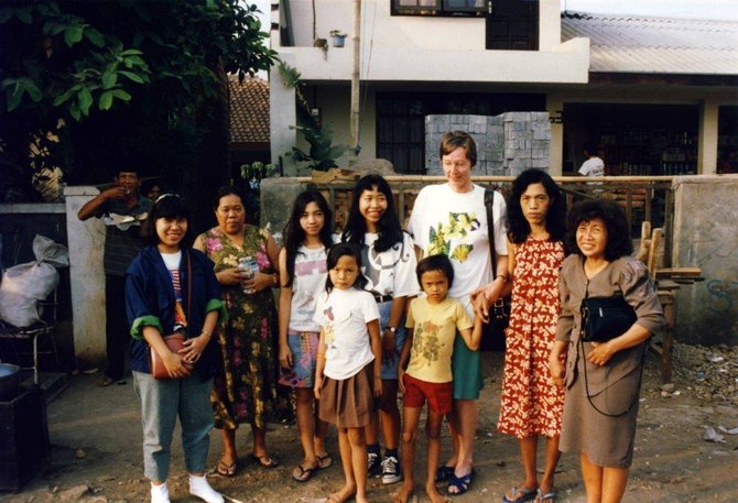 wn belanda cari ibu kandung di indonesia