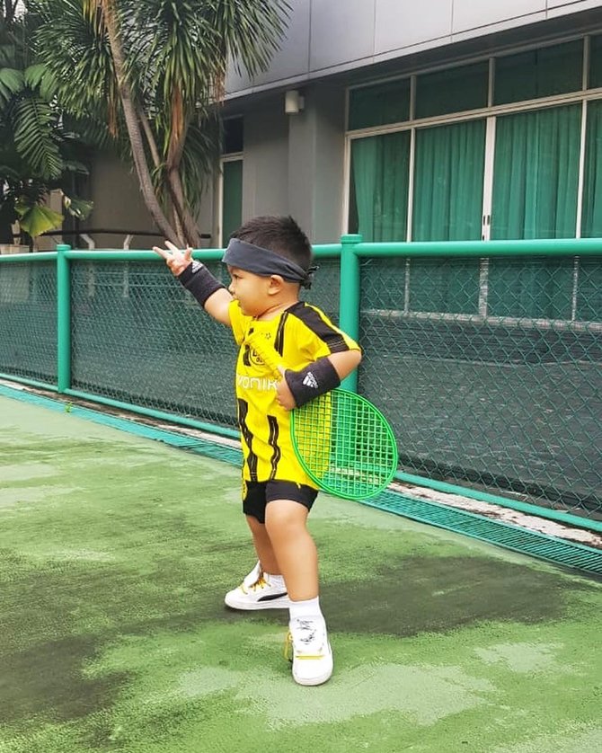 olahraga anak nia ramadhani dan ardi bakrie