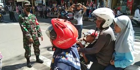 Ahli Kesehatan Soroti Warga Belum Total Pakai Masker: Kalau Ditegur, Dia Melotot