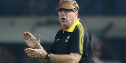 Shopee Liga 1 Bergulir Lagi, Pelatih Persib Berharap Jadwal Segera Keluar
