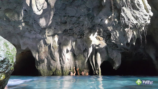 Gua Luvat Jejak Prasejarah Megalitikum - Wesata.ID