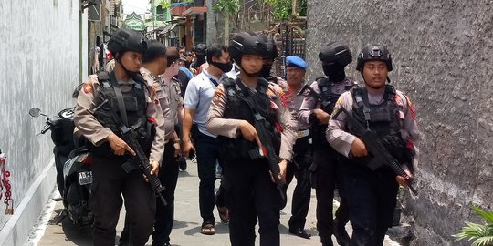 Densus 88 ke Madiun Lacak Rumah Pelaku Penyerangan Wakapolres Karanganyar