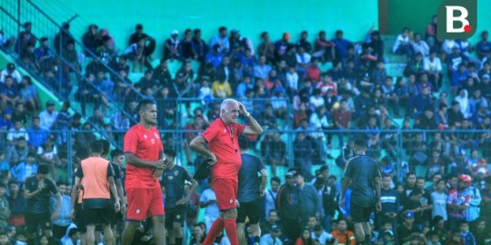 Beredar Poster Arema Uji Coba Hari Ini, Pelatih dan Manajemen Memberikan Tanggapan