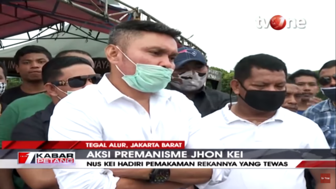 potret dalam rumah nus kei usai diserang kelompok john kei pecahan kaca berserakan