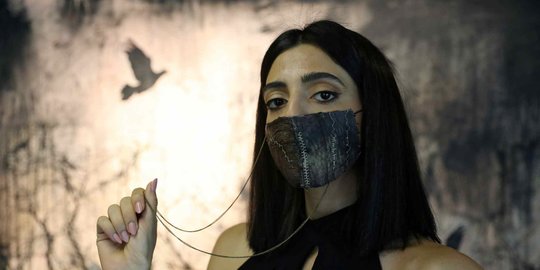 Unik, Koki Yordania Ciptakan Masker dari Kulit Terong