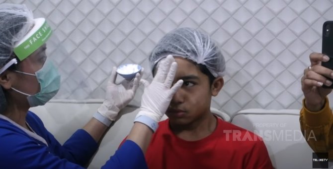 momen betrand peto perawatan muka
