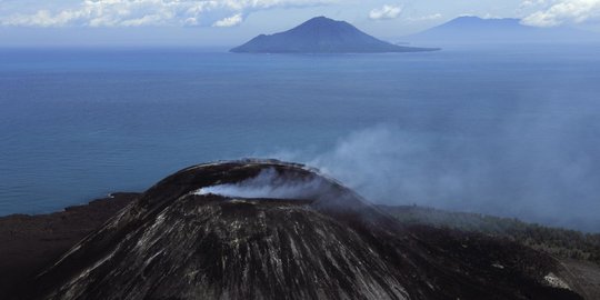 Heboh Penampakan Kawah Gunung Krakatau Hilang, Ini Penjelasan Pakar