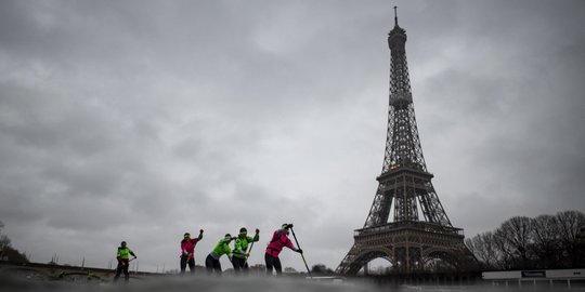 Menara Eiffel Dibuka Kembali Setelah Lockdown Tiga Bulan