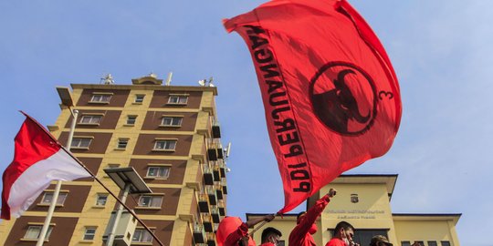 Insiden Pembakaran Bendera, Megawati Perintahkan Kader Rapatkan Barisan