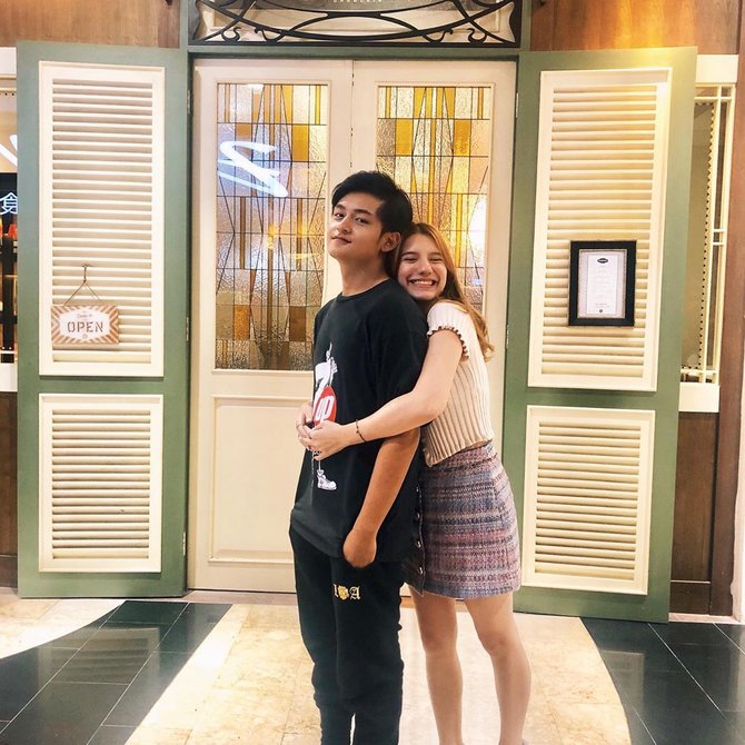 artis kandas di tengah jalan