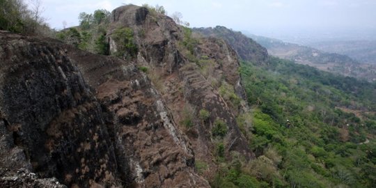 5 Fakta Pulung Gantung, Mitos Bunuh Diri dari Gunung Kidul