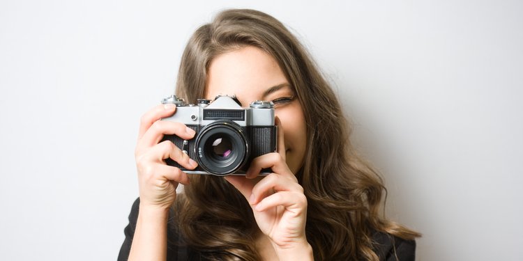 Inspirasi Gaya Foto Keren Agar Pose Terlihat Profesional Merdeka Com