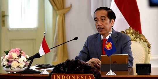 Jokowi Minta Para Menteri Buat Terobosan Baru Percepat Penanganan Covid-19