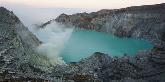 Pemkab Banyuwangi Mulai Simulasi Pendakian Kawah Ijen, Kuota Terbatas 225 Orang