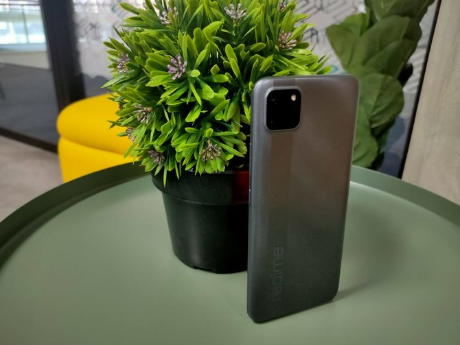 realme c11