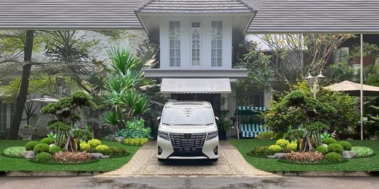 7 Potret Desain Taman yang Baru di Rumah Raffi Ahmad dan Nagita, Keren Banget!