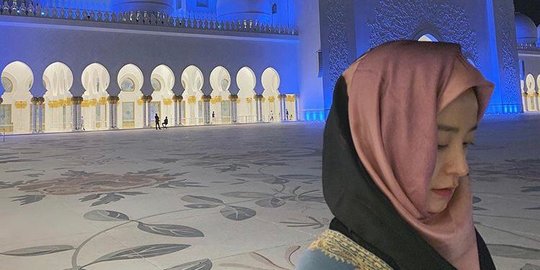 6 Pesona Jung Yu Mi, Aktris Korea yang Bikin Heboh Usai Unggah Foto Pakai Hijab