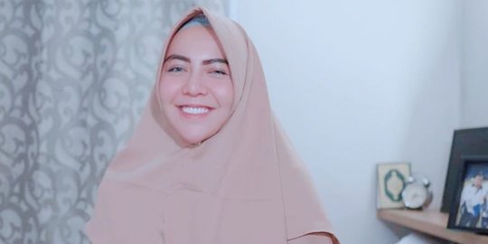 Cantik Kenakan Hijab, Ini 6 Potret Terbaru Ratu Rizky Nabila yang Makin Memesona