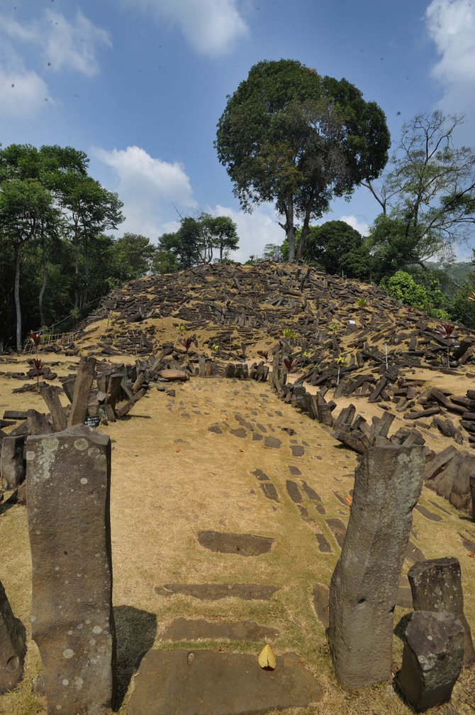 gunung padang di cianjur