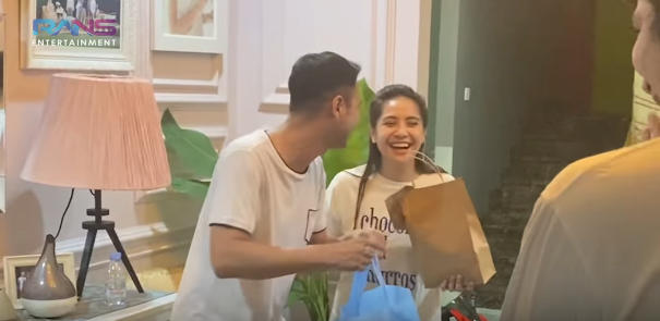 momen nagita slavina salah tingkah ketemu abimana