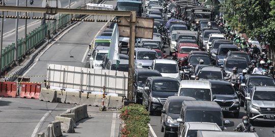 Kemacetan Mengular Imbas Underpass Senen Ditutup
