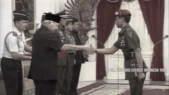 prajurit tni ini tuntaskan misi sulit dari prabowo