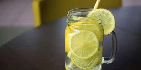 Cara Membuat Air Lemon Untuk Diet Mudah Dan Praktis Merdeka Com
