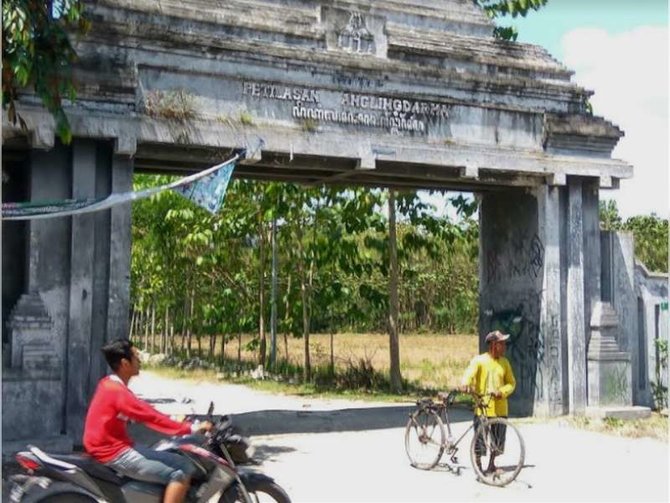 petilasan angling dharma