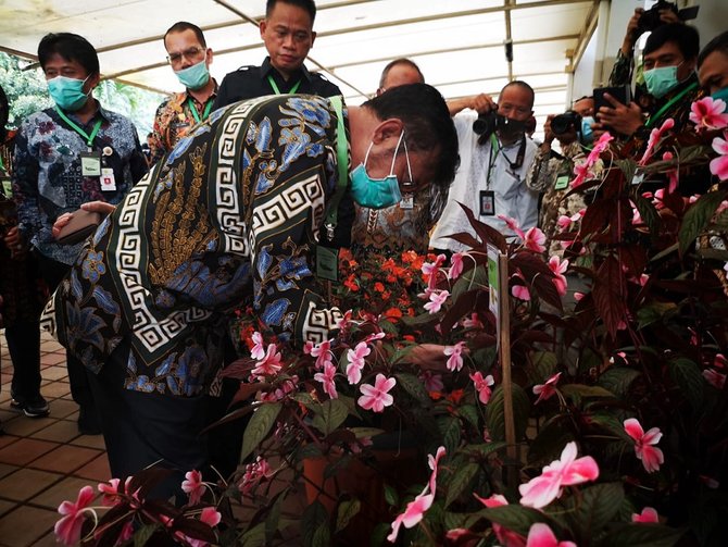 mentan syl menghadiri pertemuan peneliti slitbang seluruh indonesia