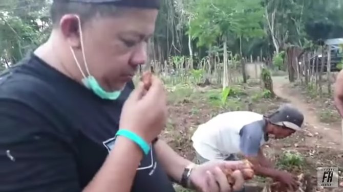 kegiatan fahri hamzah di kampung halaman