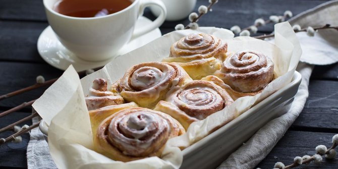 3 Resep  Cinnamon Rolls Ala  Kafe yang  Empuk Lezat dan 