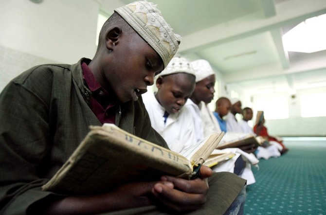nikmatnya membaca al quran di bulan ramadan